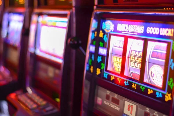raya999 Mesin Arcade slot game display showing multiple titles