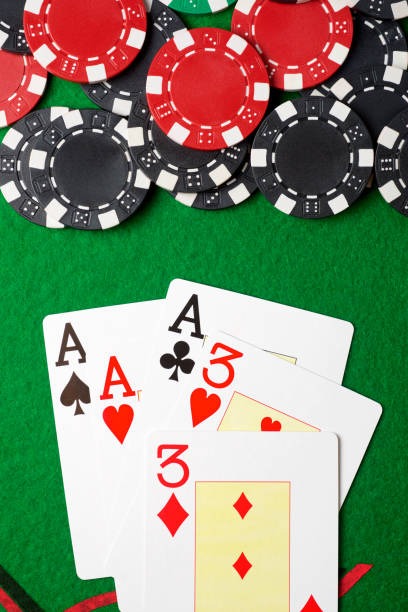 Three Card Poker table layout at raya999